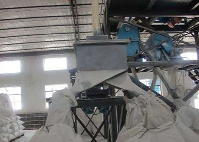 石灰粉直线好色视频网站使用现场